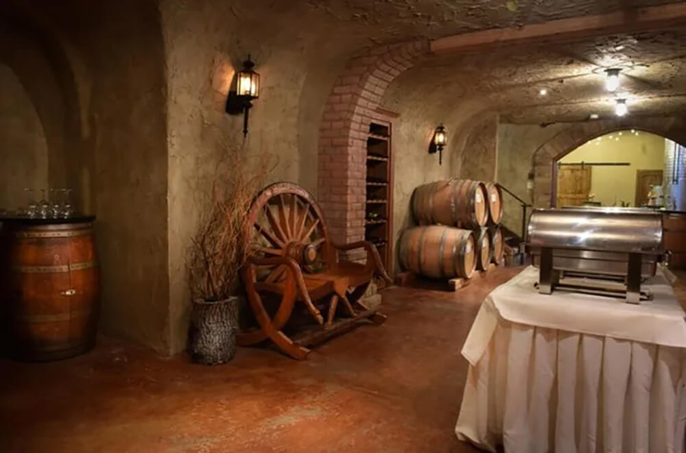 The rustic, vintage interior of Clauren Ridge's wedding venue and winery. 
