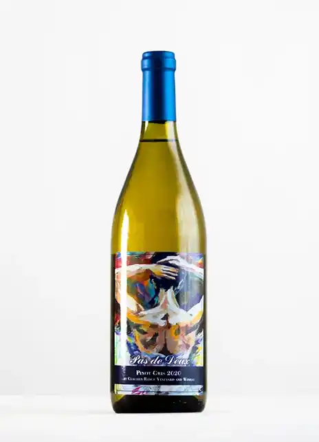 Bottle of Pas de Deux wine