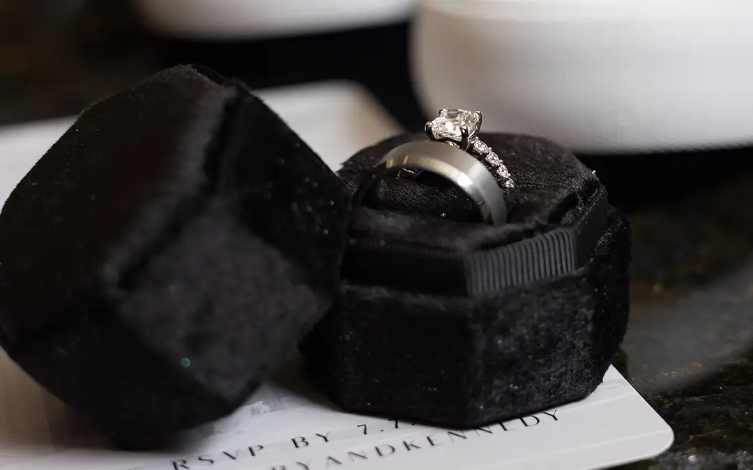 Weddings on a Budget: 5 Tips for Engaged Couples